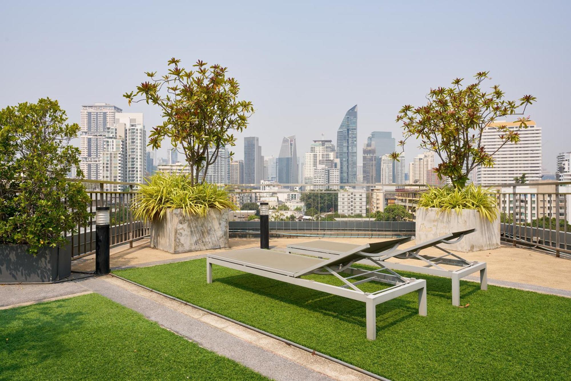 בנגקוק Shine Aparthotels Sukhumvit Thonglor מראה חיצוני תמונה