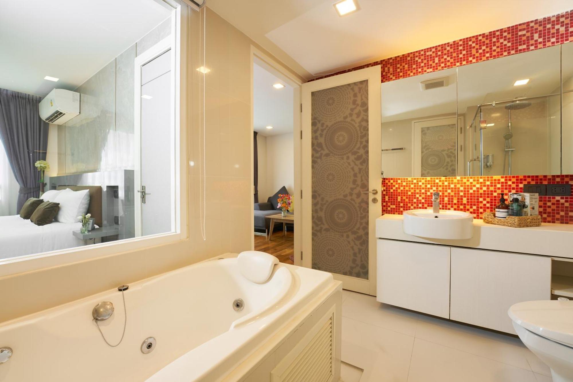 בנגקוק Shine Aparthotels Sukhumvit Thonglor מראה חיצוני תמונה